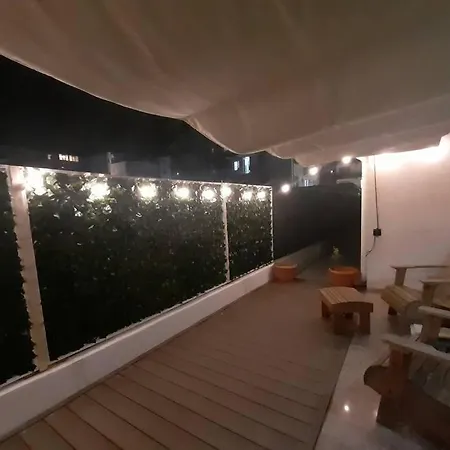 Sailor House